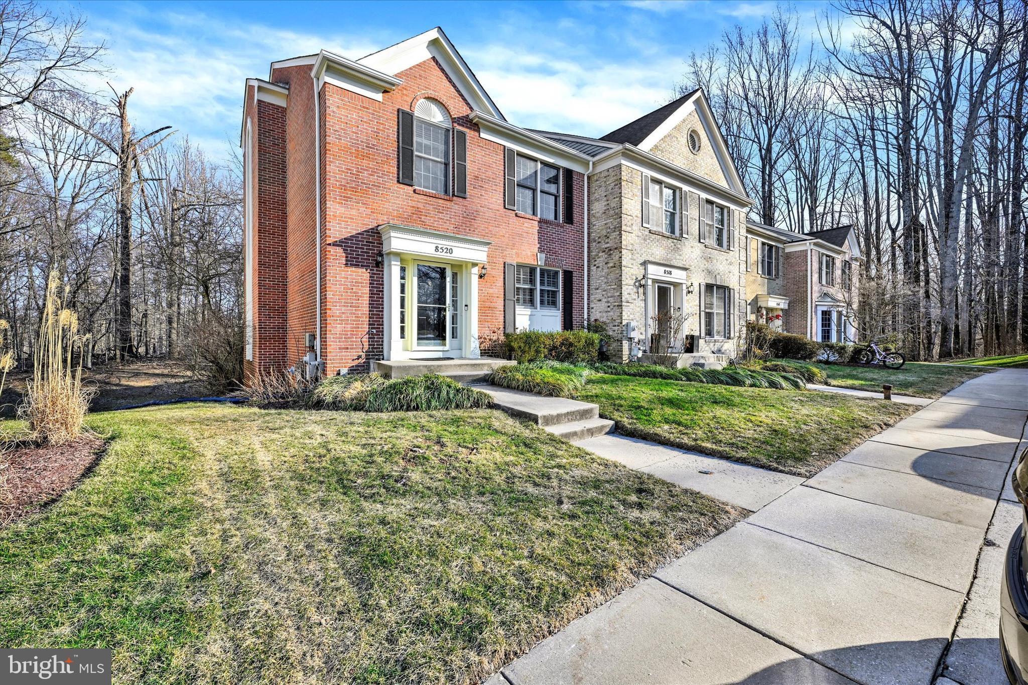 AUTUMN CREST - Residential