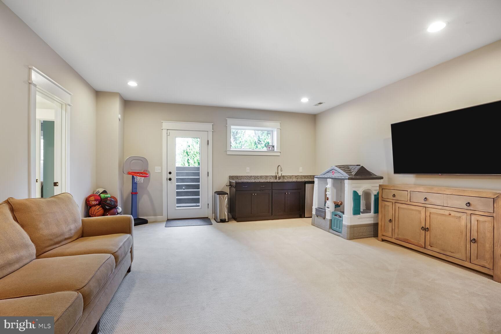 LEWINSVILLE HEIGHTS - Residential