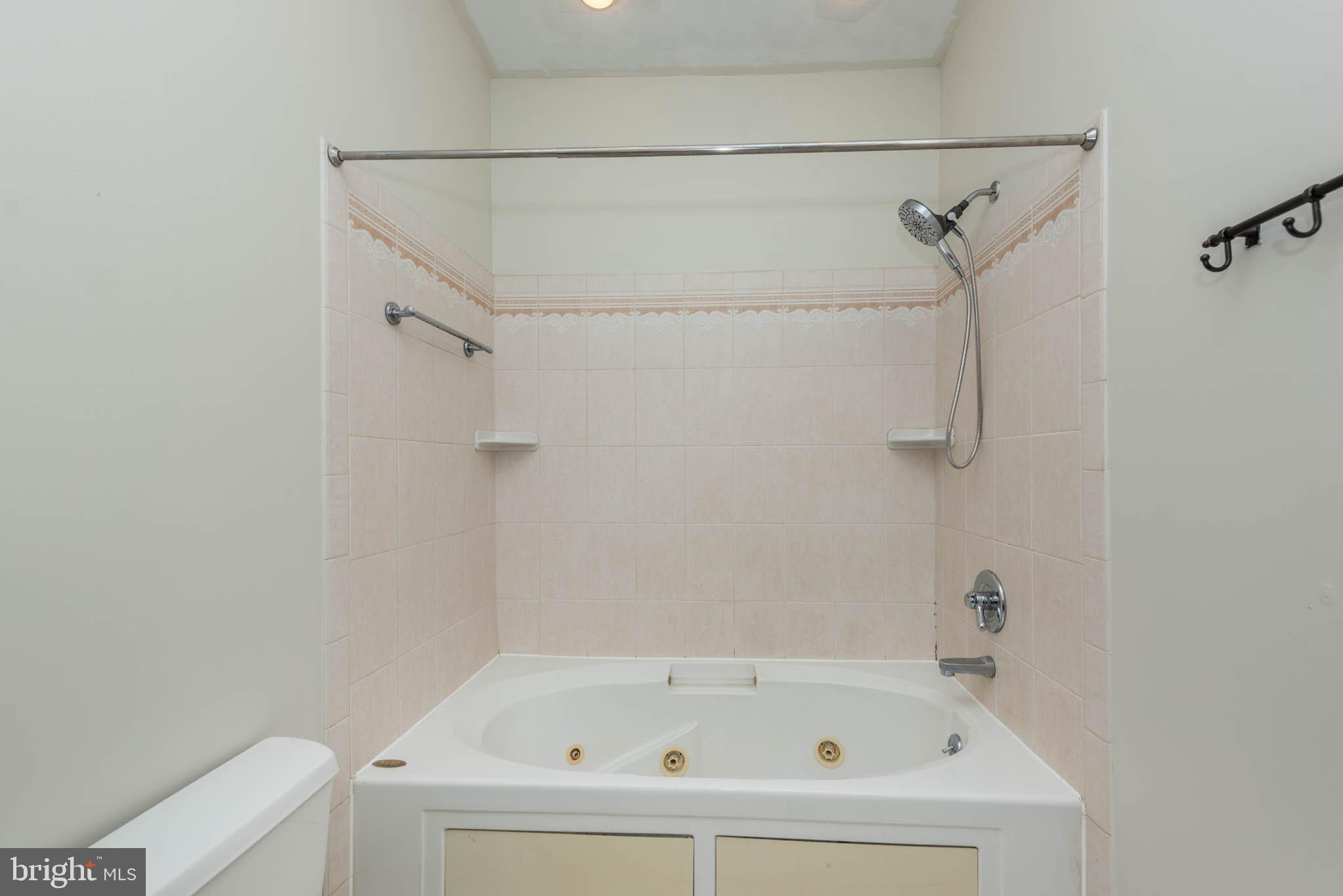 CANTON - Residential Lease