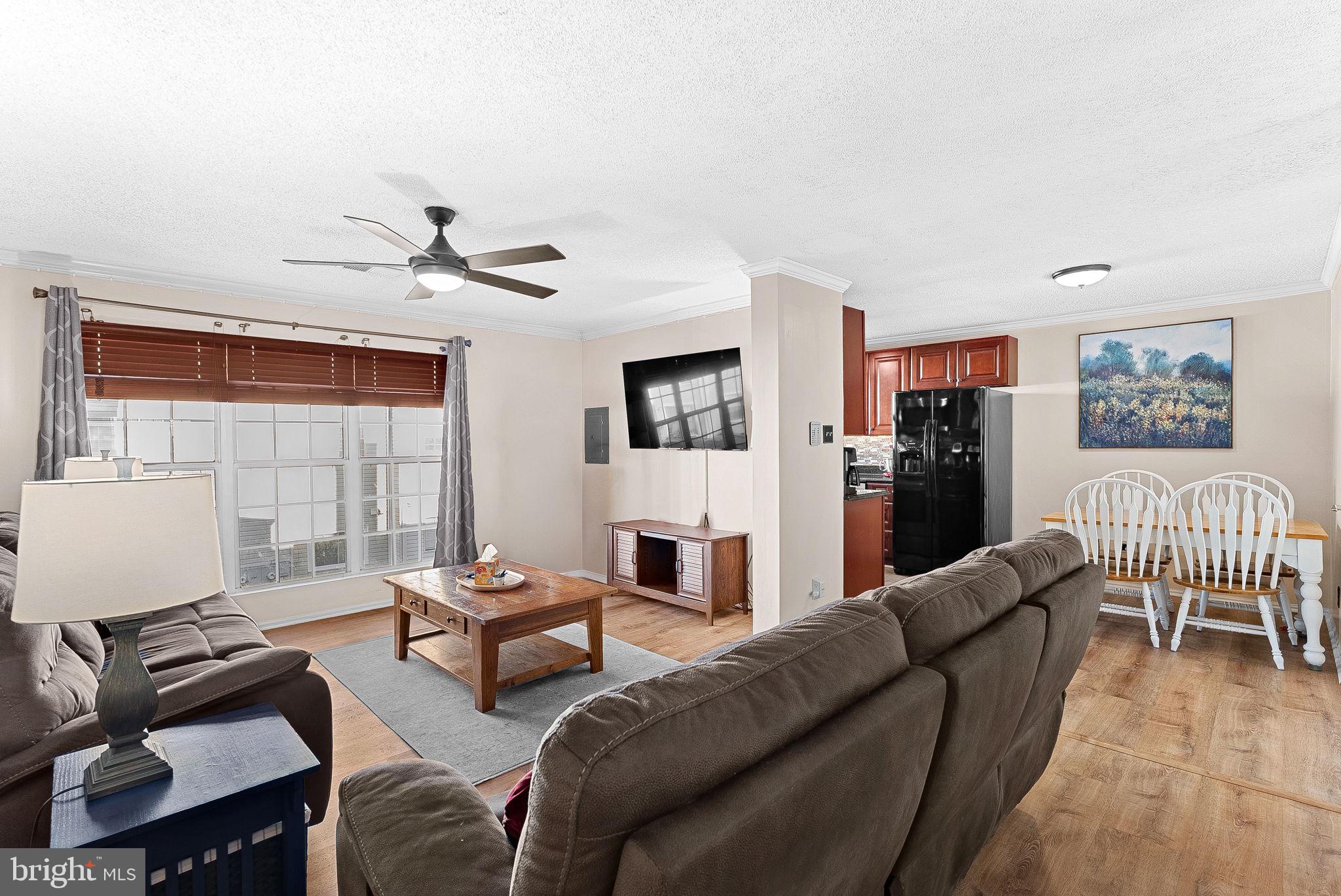 FOX CHASE - Residential