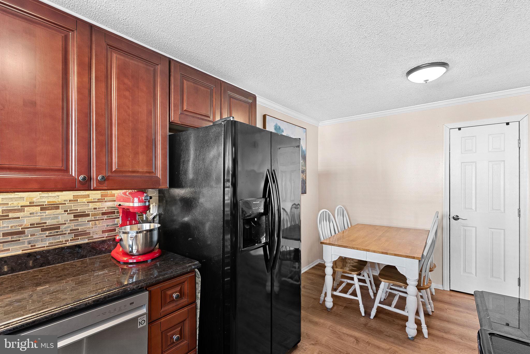 FOX CHASE - Residential