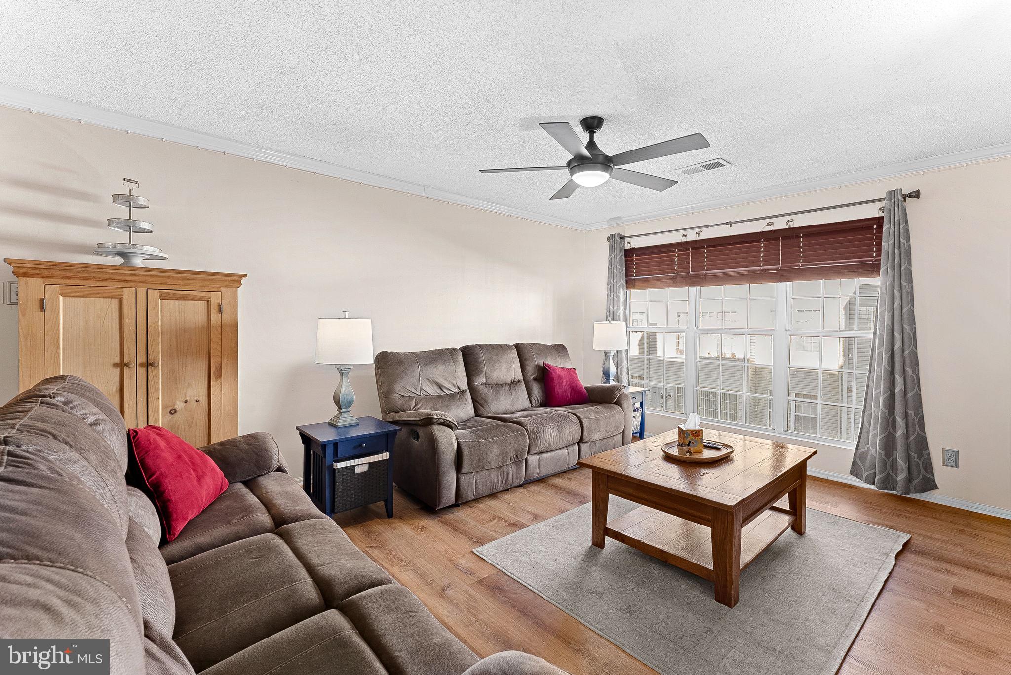 FOX CHASE - Residential