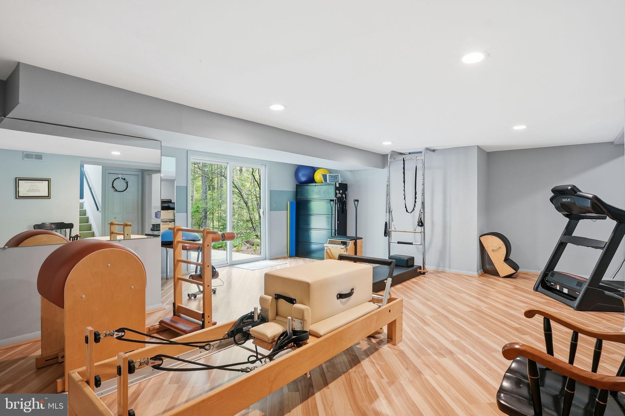 WOODLORE - Residential