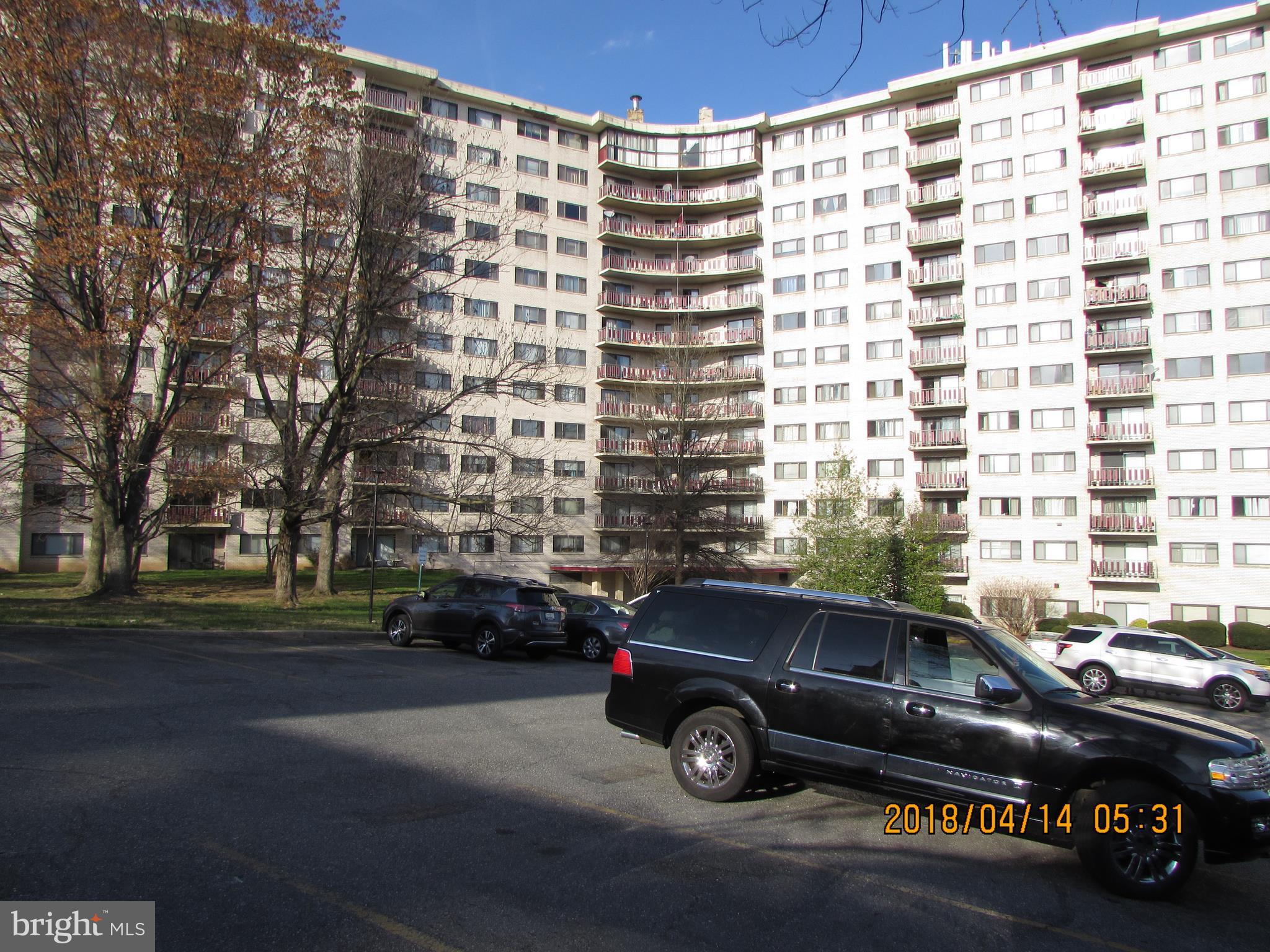 Spacious move in ready 3 bedroom, 2 baths Condo. Updated kitchen, Balcony with spectacular view. Close to public transportation,beltway, shopping and much more.Condo fees include all utilities.