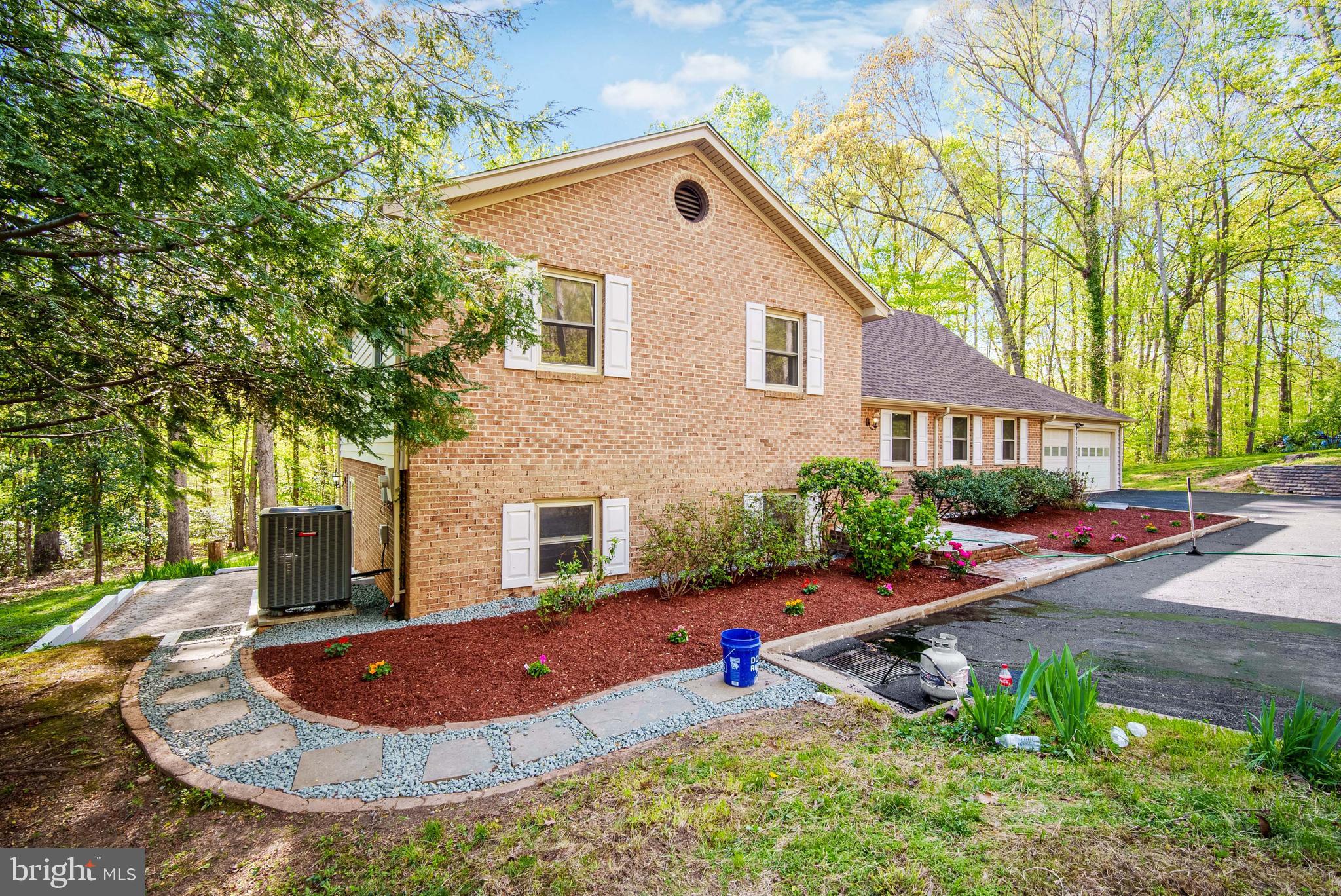 GAILA WOODS - Residential