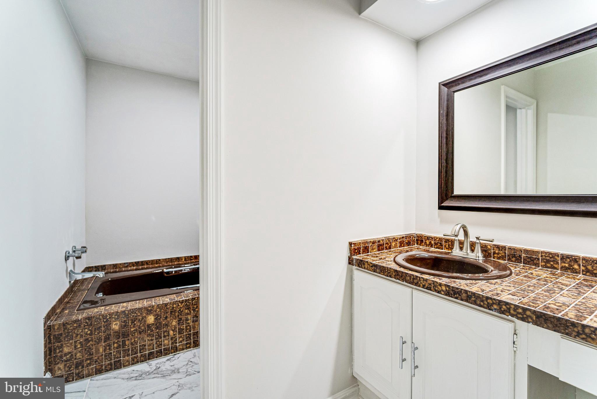 GAILA WOODS - Residential