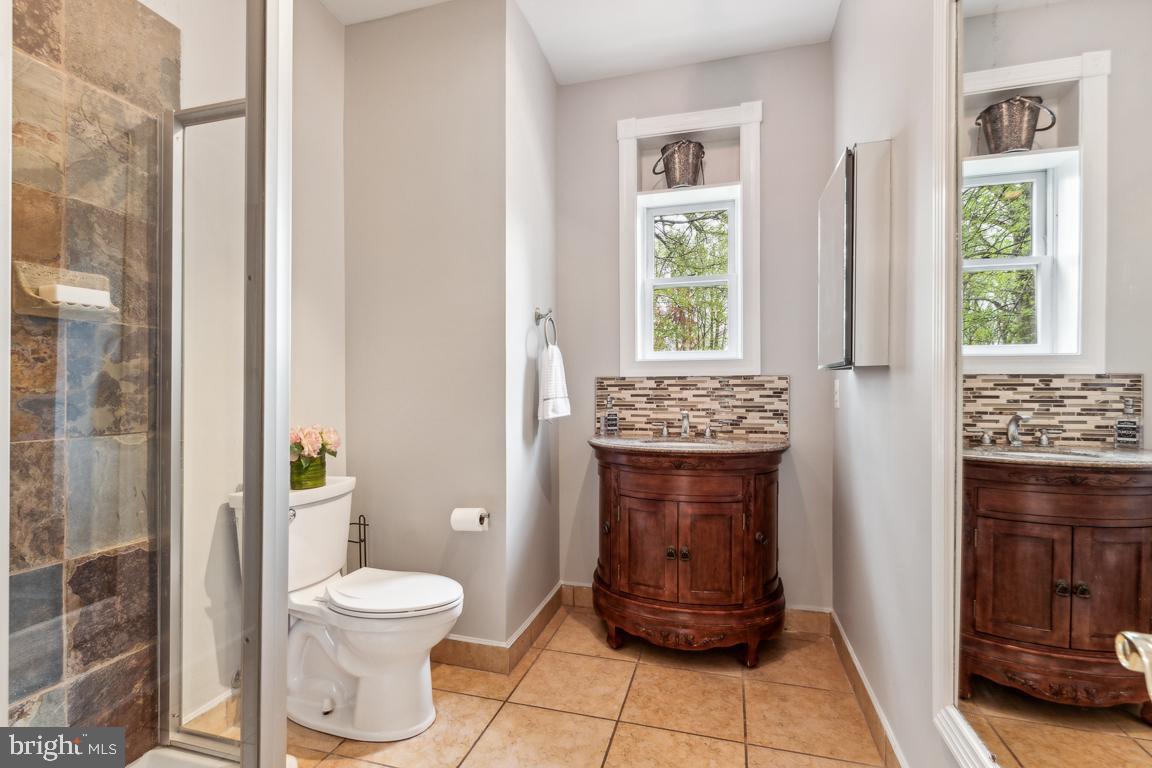 DUNN LORING GARDENS - Residential