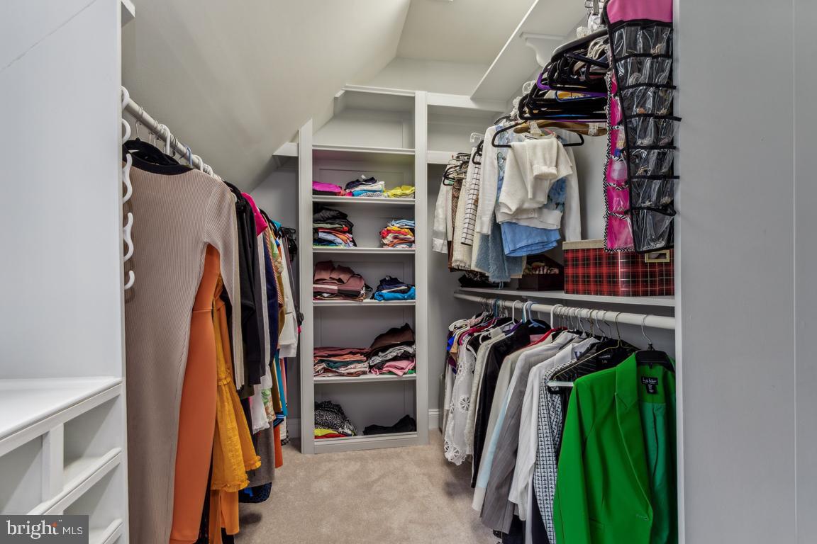 DUNN LORING GARDENS - Residential