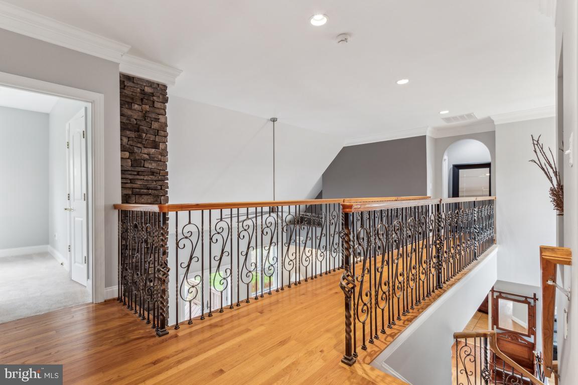 DUNN LORING GARDENS - Residential