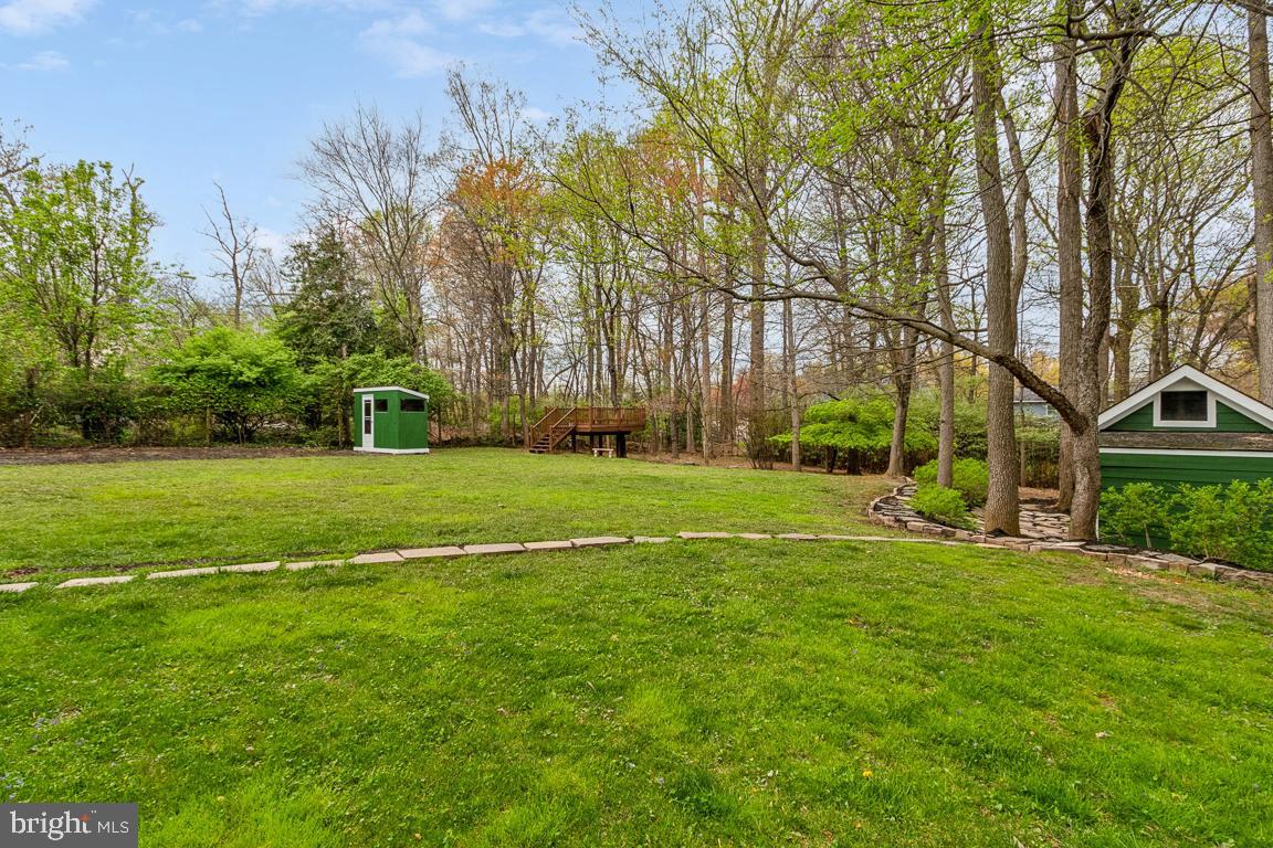 DUNN LORING GARDENS - Residential