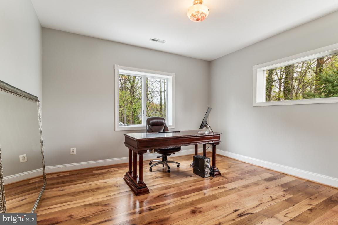 DUNN LORING GARDENS - Residential