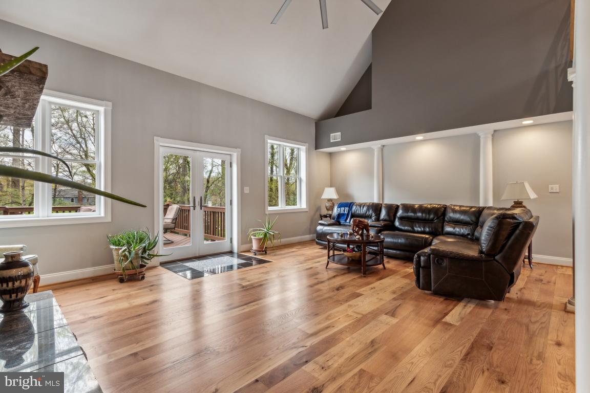 DUNN LORING GARDENS - Residential