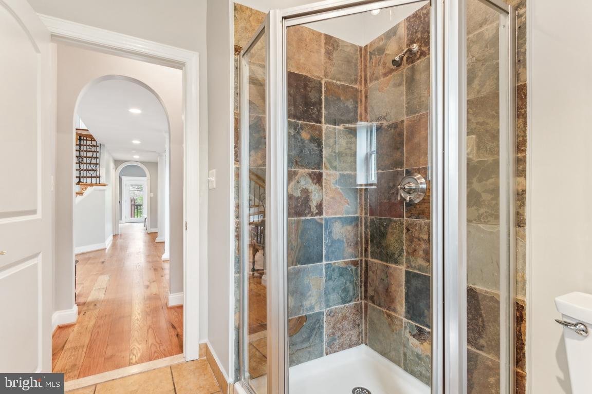 DUNN LORING GARDENS - Residential