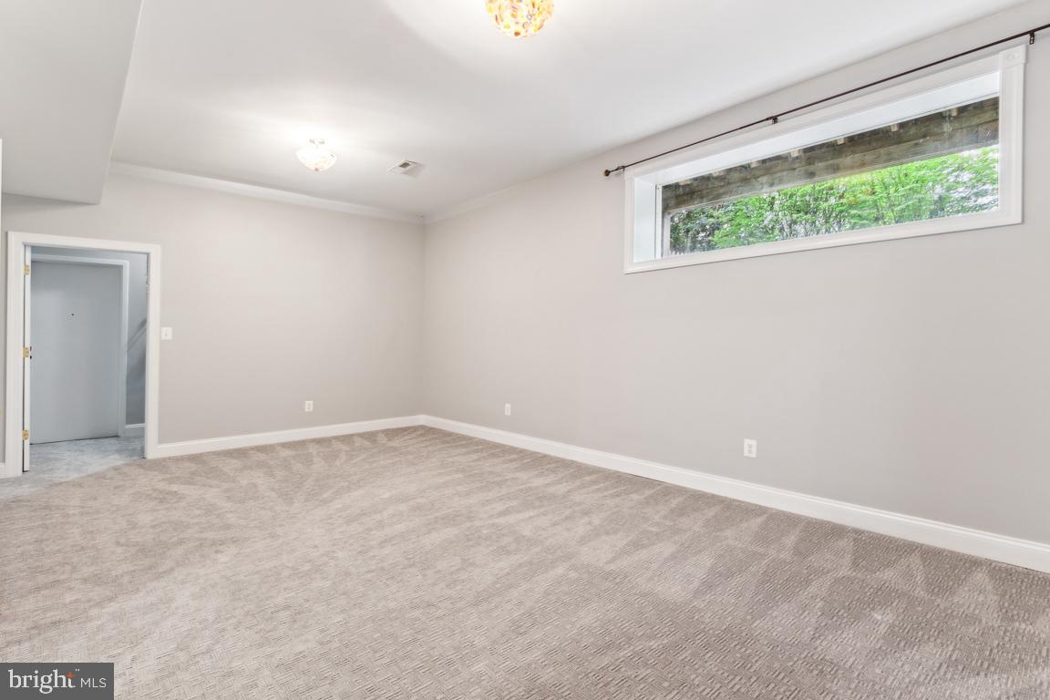 DUNN LORING GARDENS - Residential