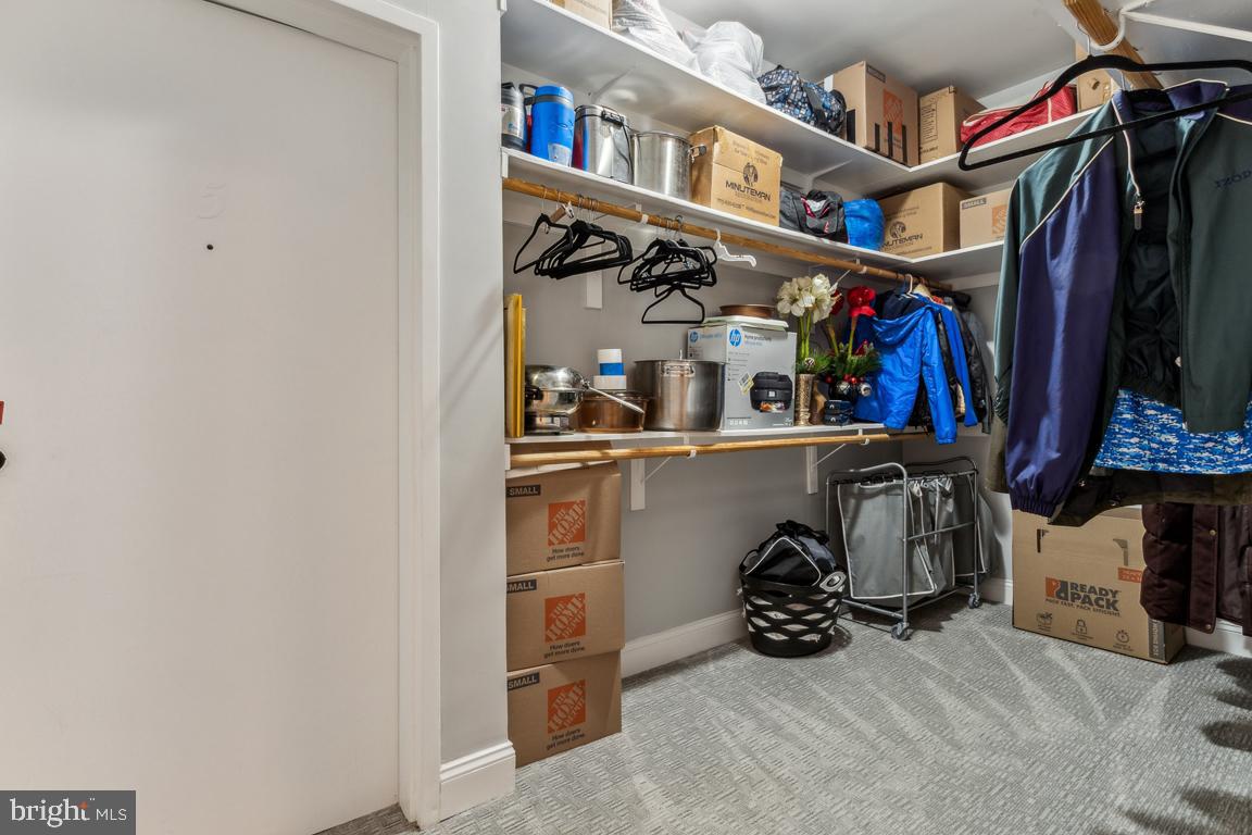 DUNN LORING GARDENS - Residential