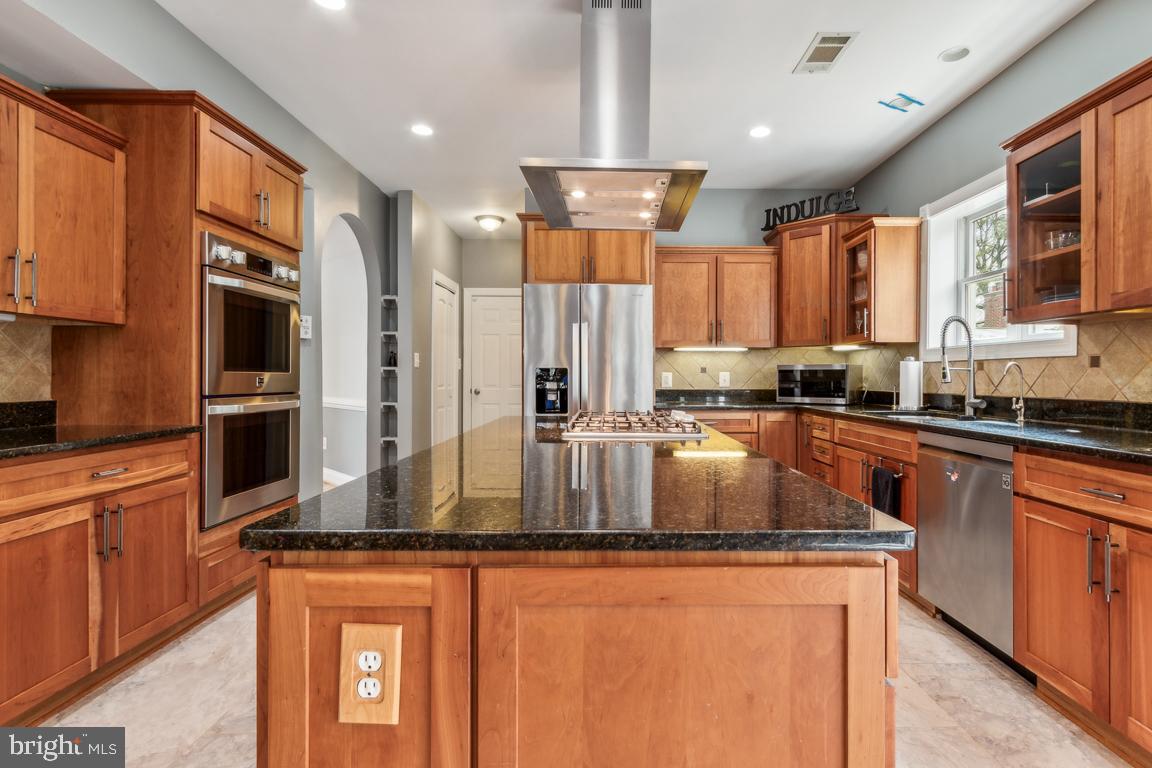 DUNN LORING GARDENS - Residential