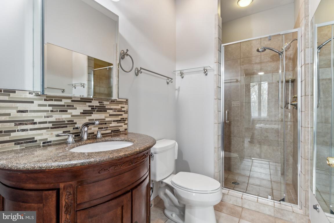 DUNN LORING GARDENS - Residential