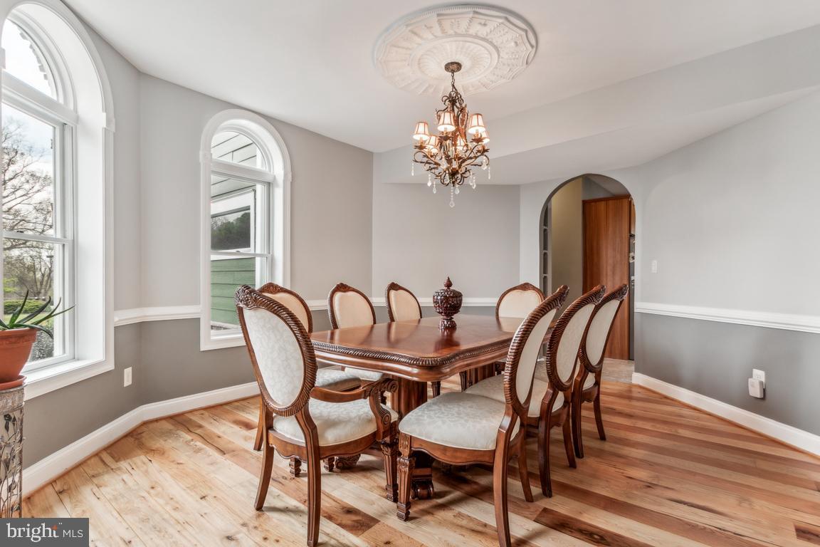 DUNN LORING GARDENS - Residential