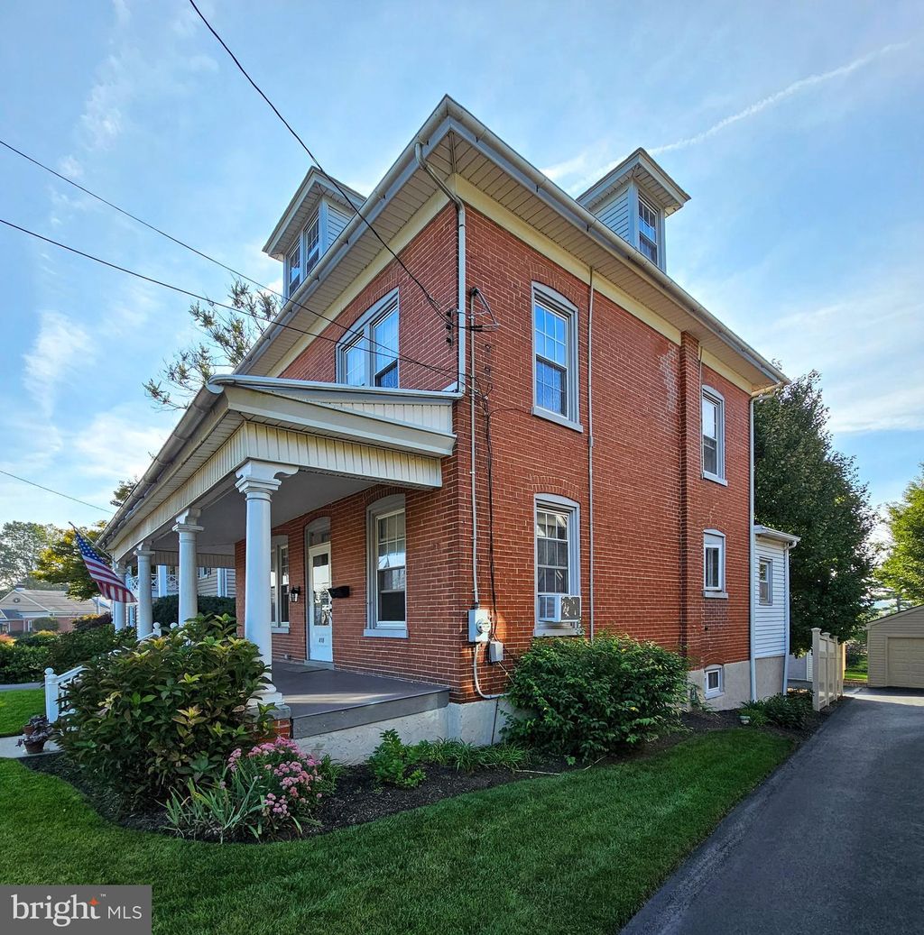 Photo of 418 E MAIN ST, NEW HOLLAND, PA 17557 (MLS # PALA2041204)