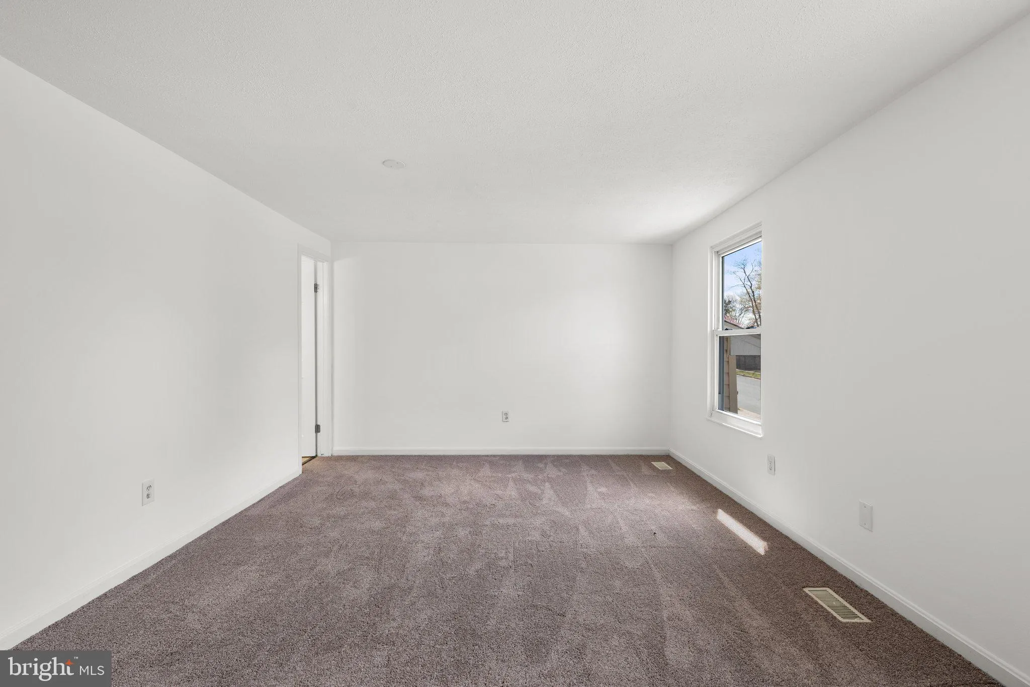 Severn, Maryland 21144, United States, 3 Bedrooms Bedrooms, ,3 BathroomsBathrooms,Residential,Contingent,105705