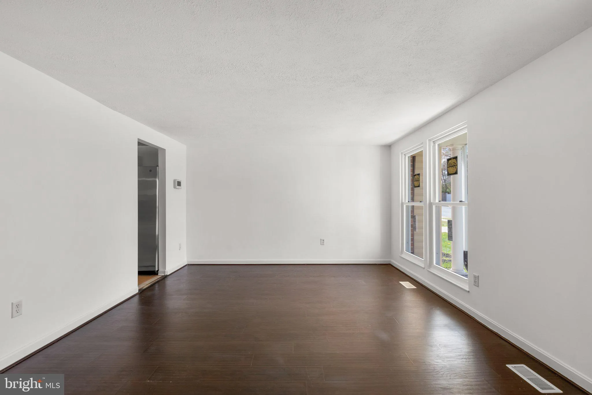 Severn, Maryland 21144, United States, 3 Bedrooms Bedrooms, ,3 BathroomsBathrooms,Residential,Contingent,105705