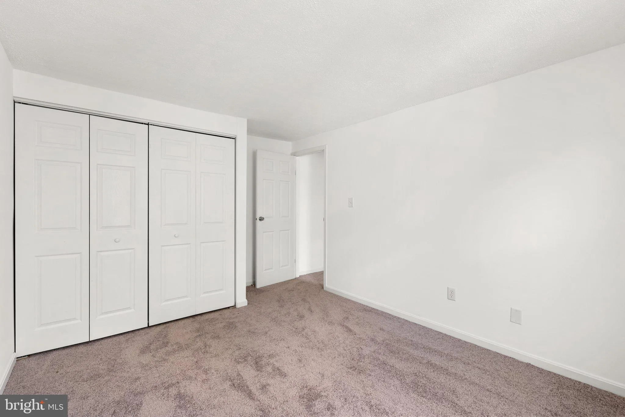 Severn, Maryland 21144, United States, 3 Bedrooms Bedrooms, ,3 BathroomsBathrooms,Residential,Contingent,105705