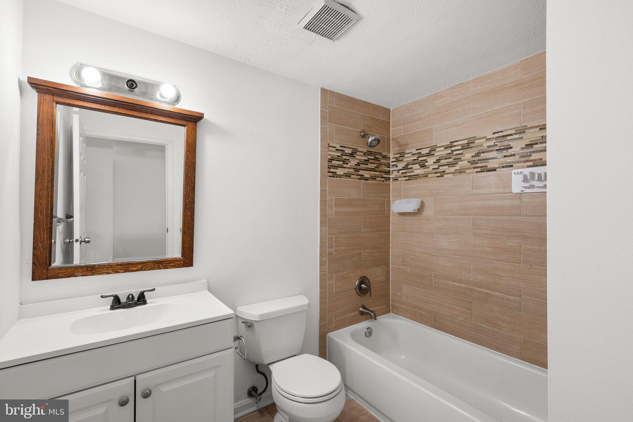 WEDGEWOOD FOREST - Residential