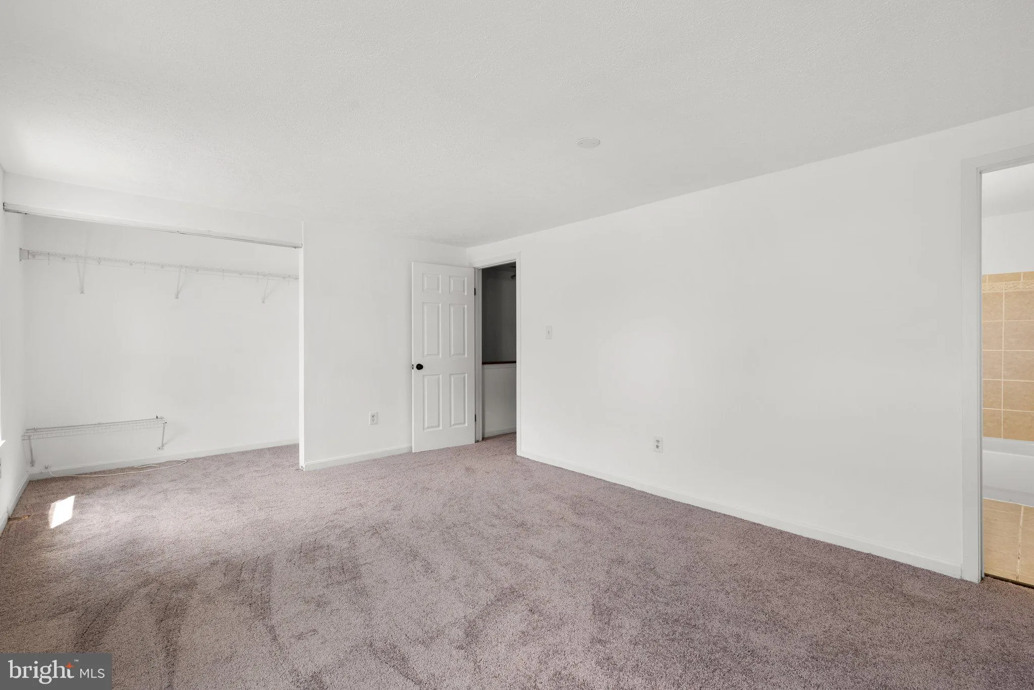 Severn, Maryland 21144, United States, 3 Bedrooms Bedrooms, ,3 BathroomsBathrooms,Residential,Contingent,105705