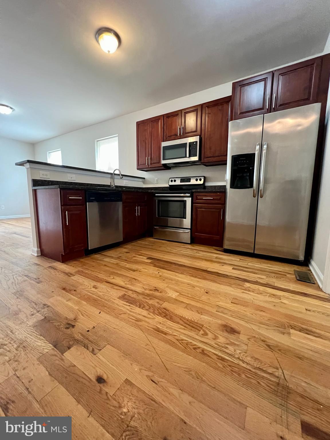 TEMPLE UNIVERSITY - Residential Lease