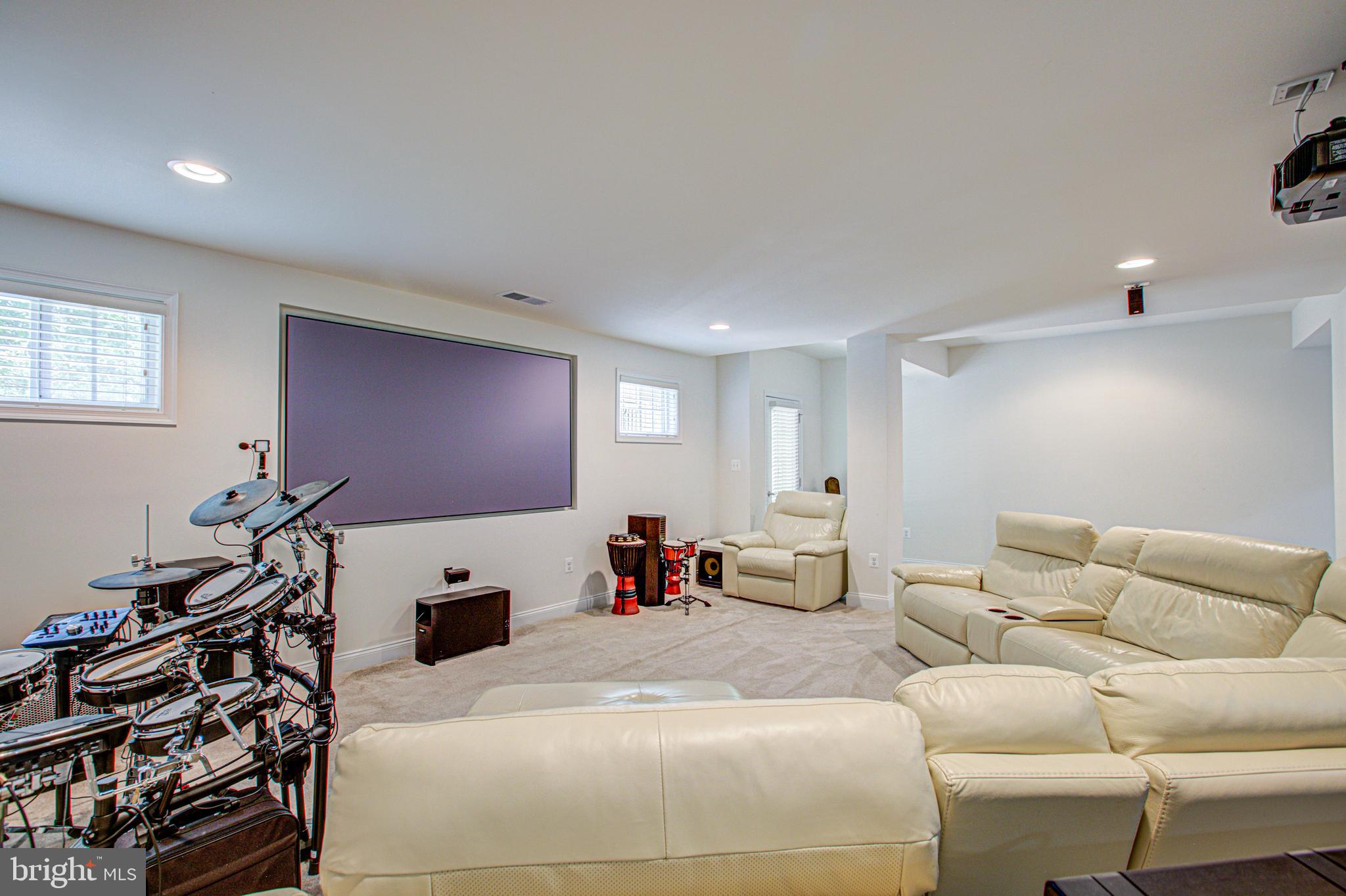 FAWN LAKE - Residential