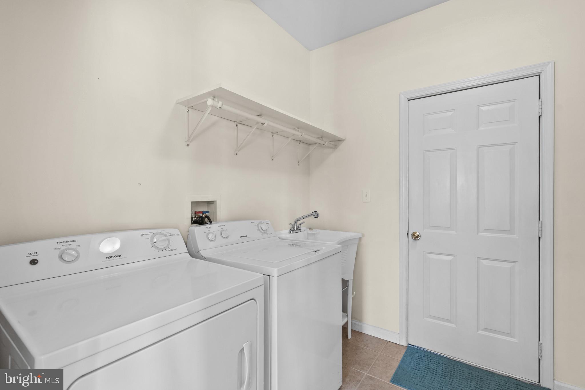 WILTSHIRE - Residential