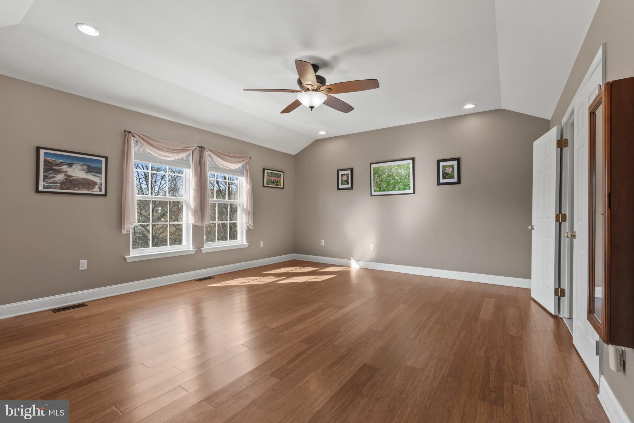 WILTSHIRE - Residential