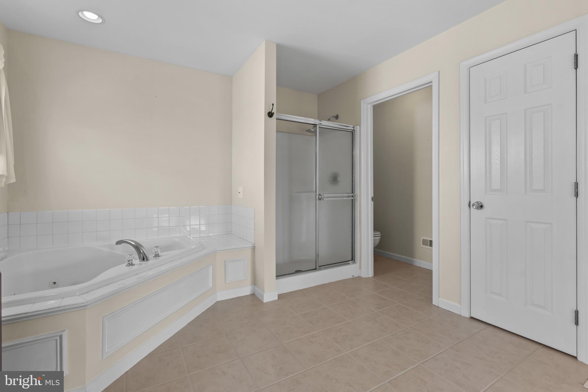 WILTSHIRE - Residential