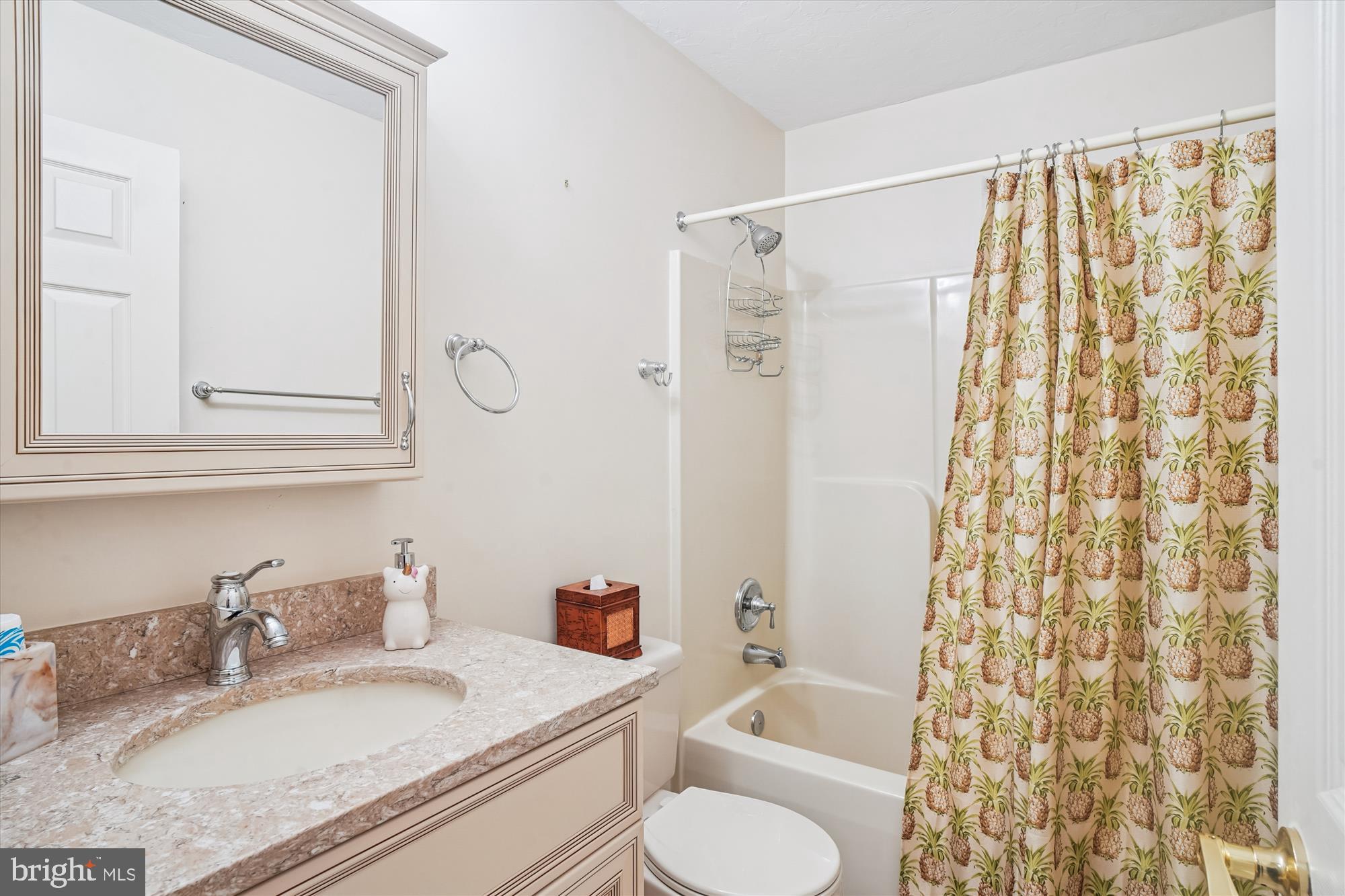 SULLIVAN HEIGHTS - Residential