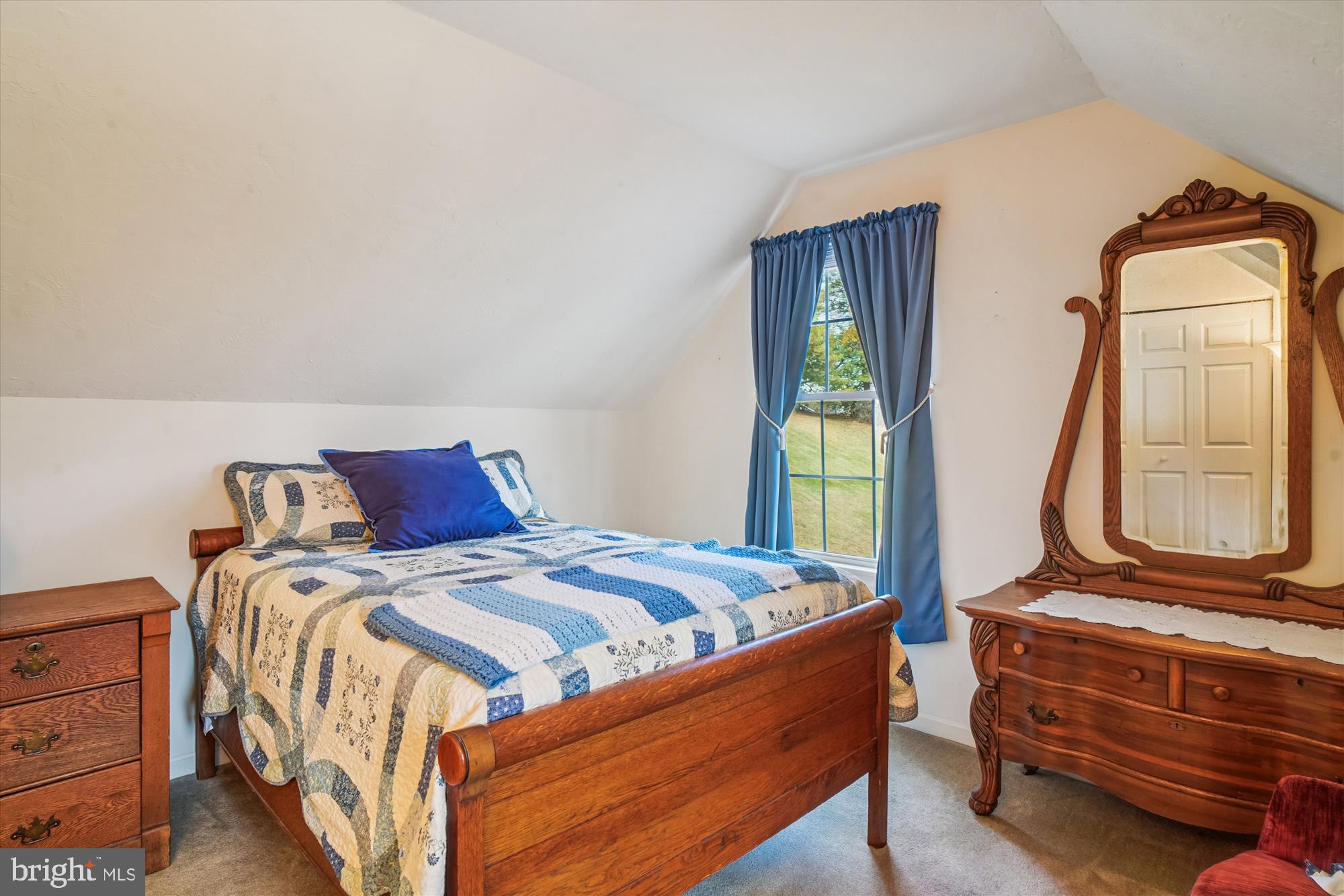 SULLIVAN HEIGHTS - Residential