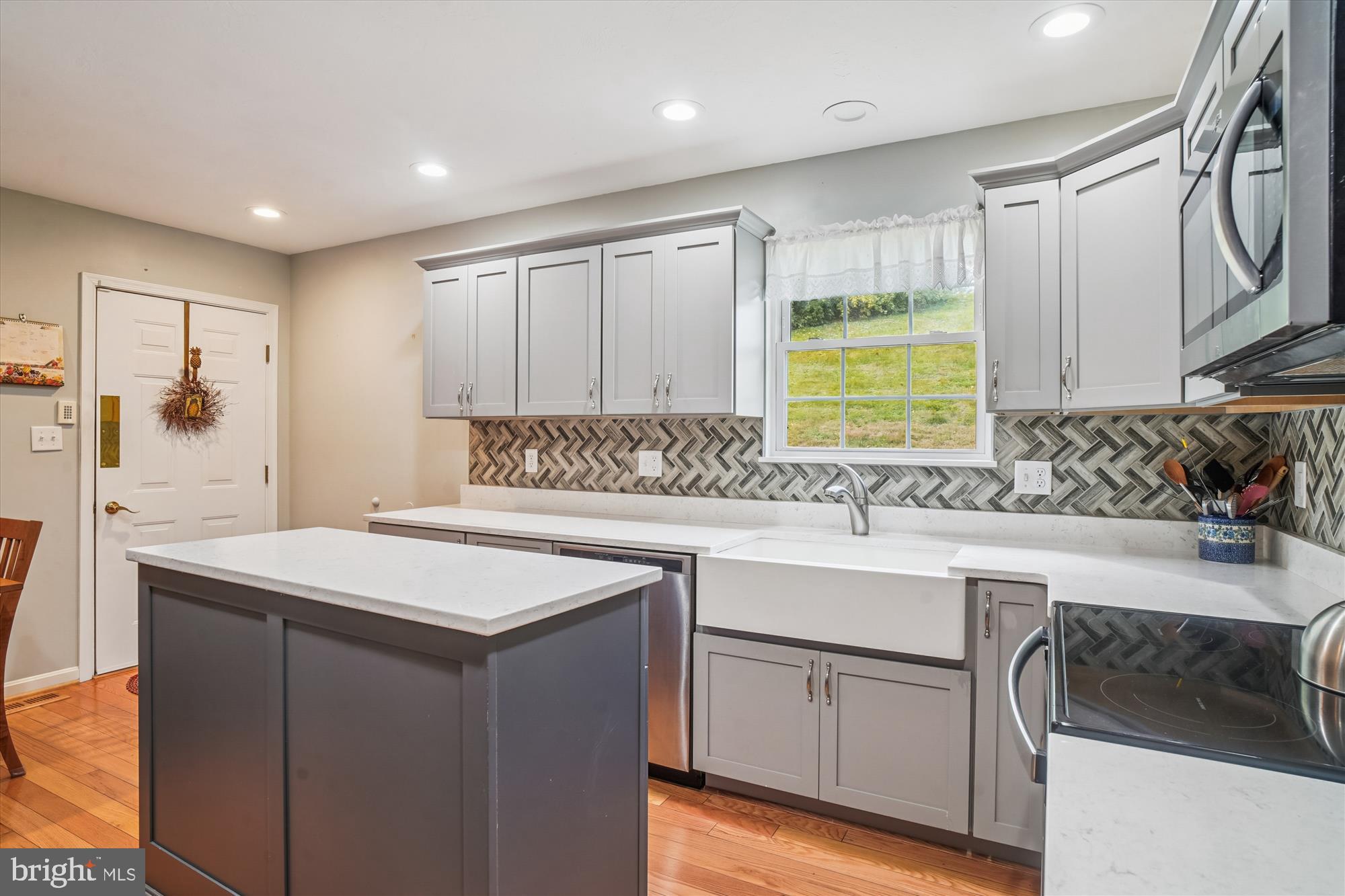 SULLIVAN HEIGHTS - Residential