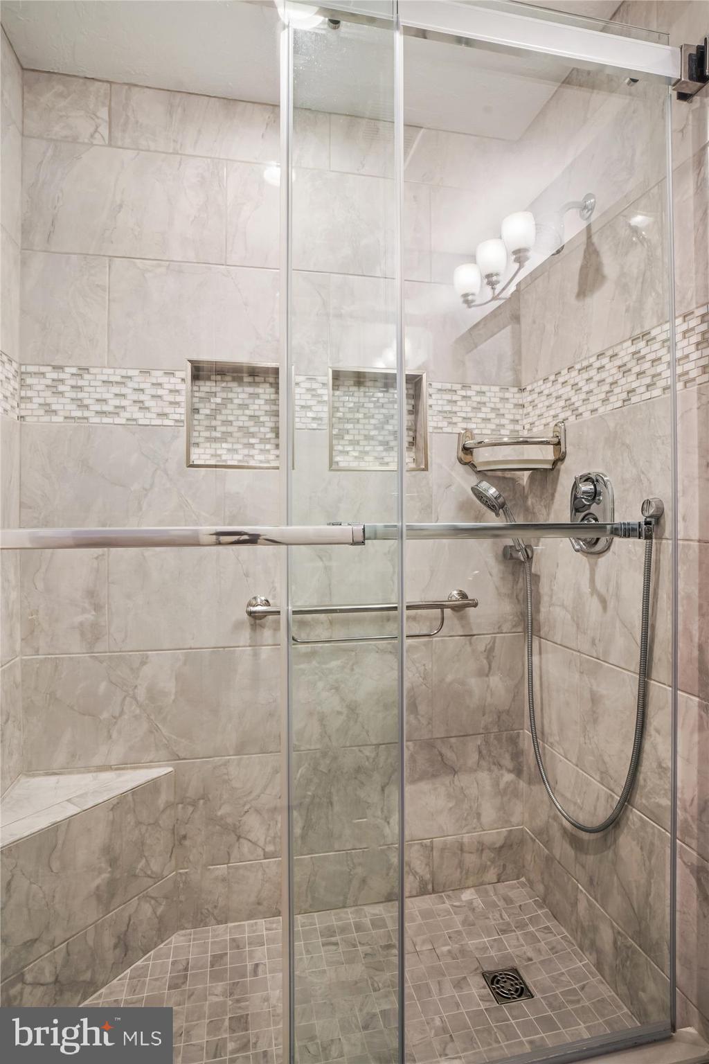 SULLIVAN HEIGHTS - Residential