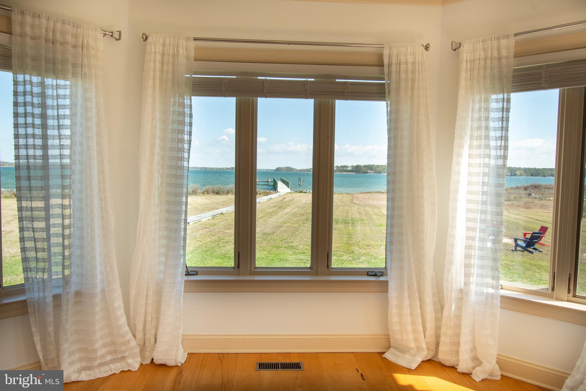 MCKEIL POINTE - Residential