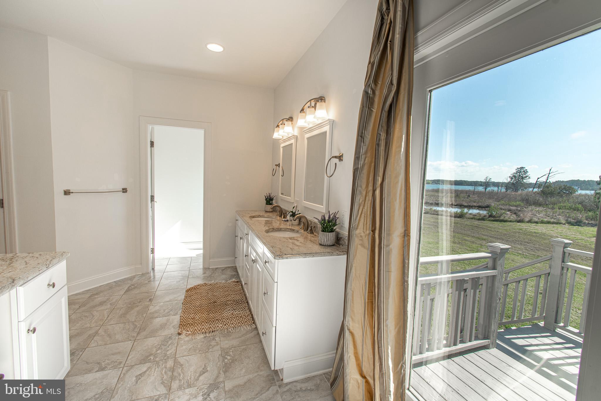 MCKEIL POINTE - Residential