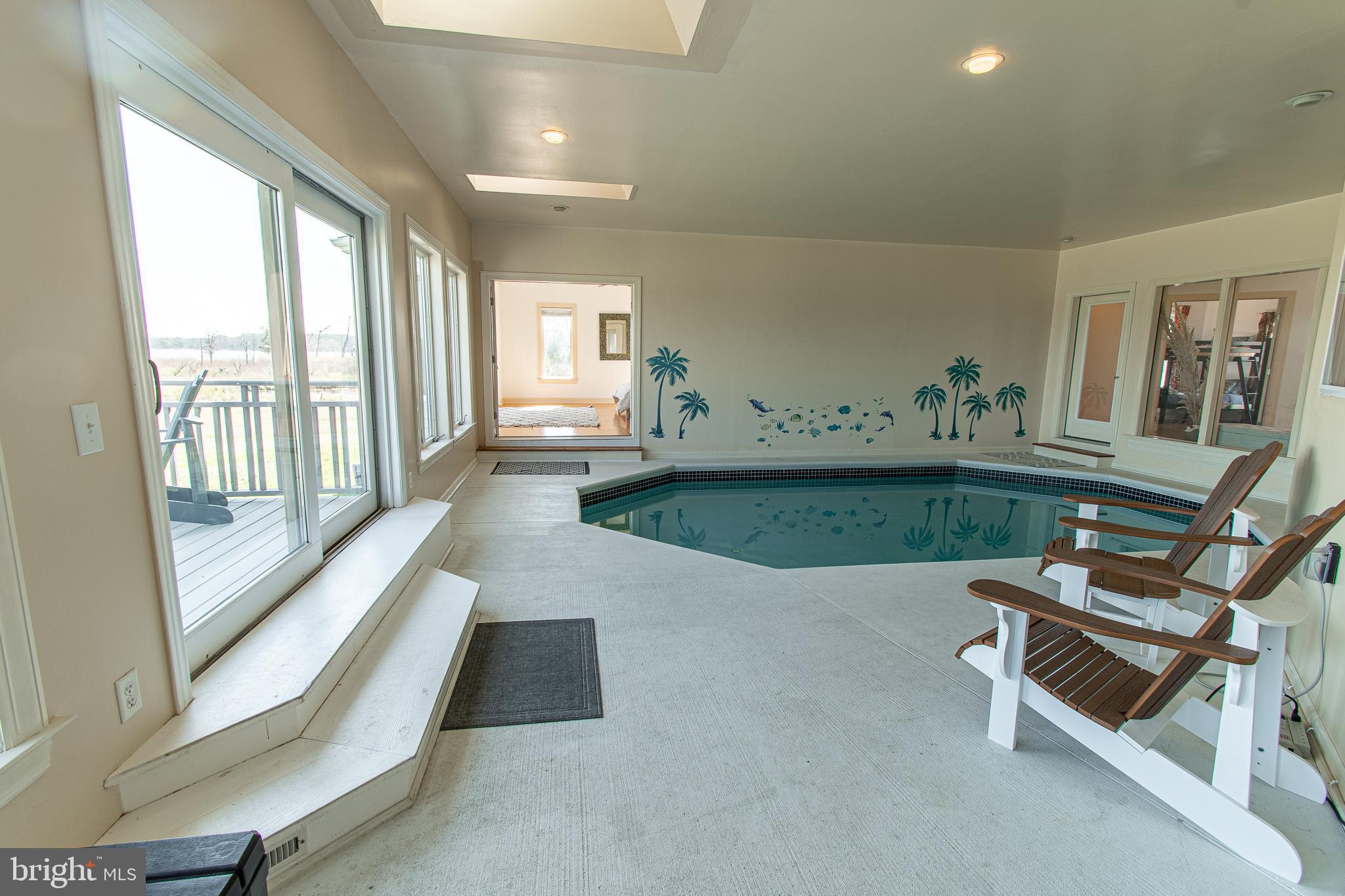 MCKEIL POINTE - Residential