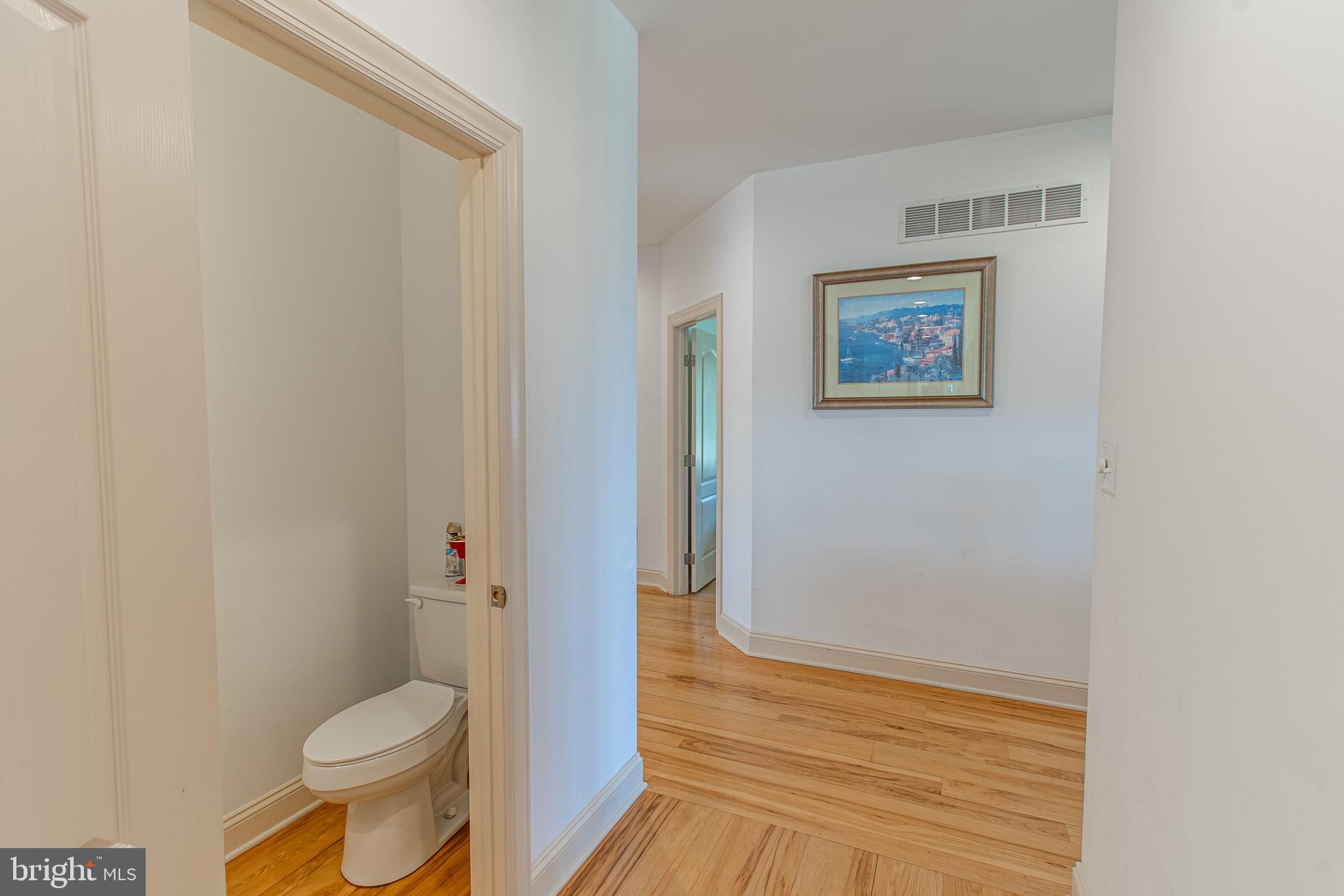 MCKEIL POINTE - Residential