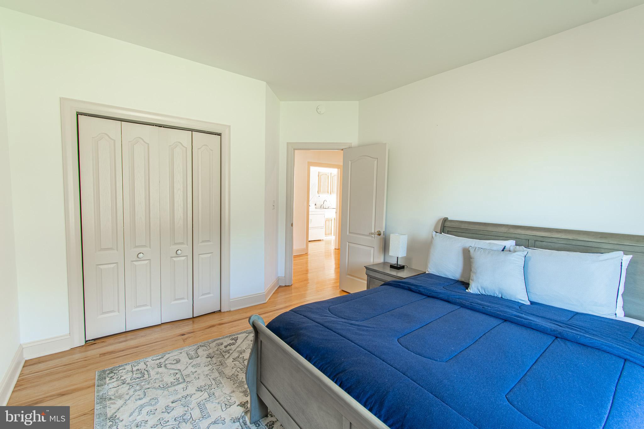 MCKEIL POINTE - Residential