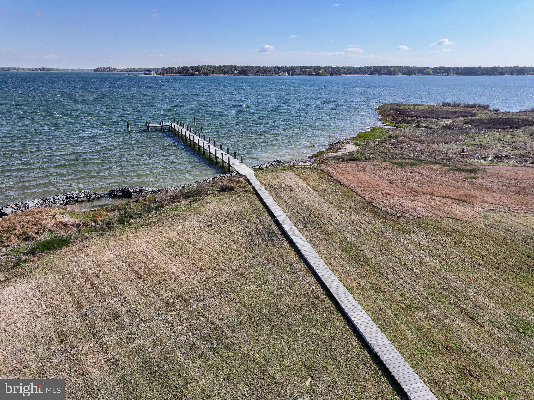 MCKEIL POINTE - Residential