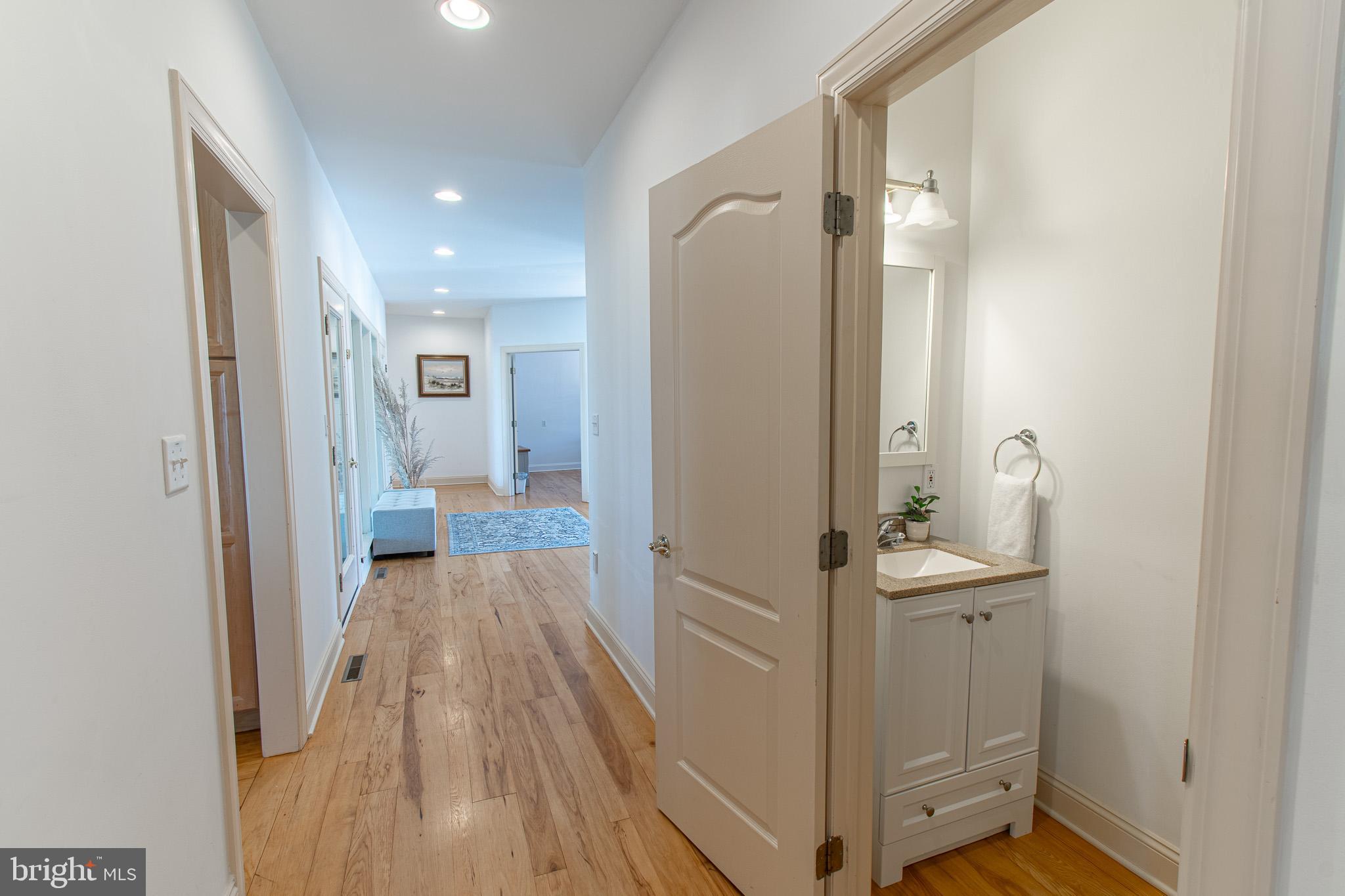 MCKEIL POINTE - Residential