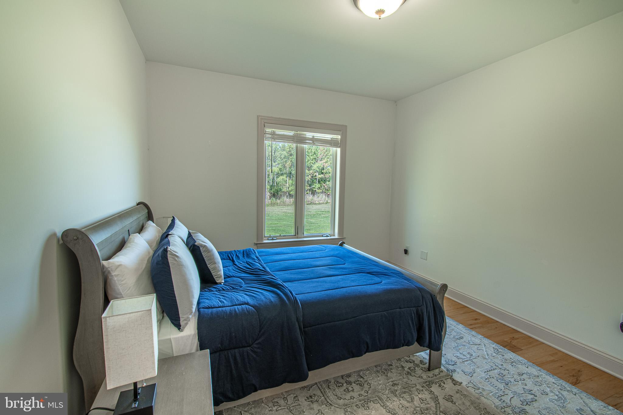 MCKEIL POINTE - Residential