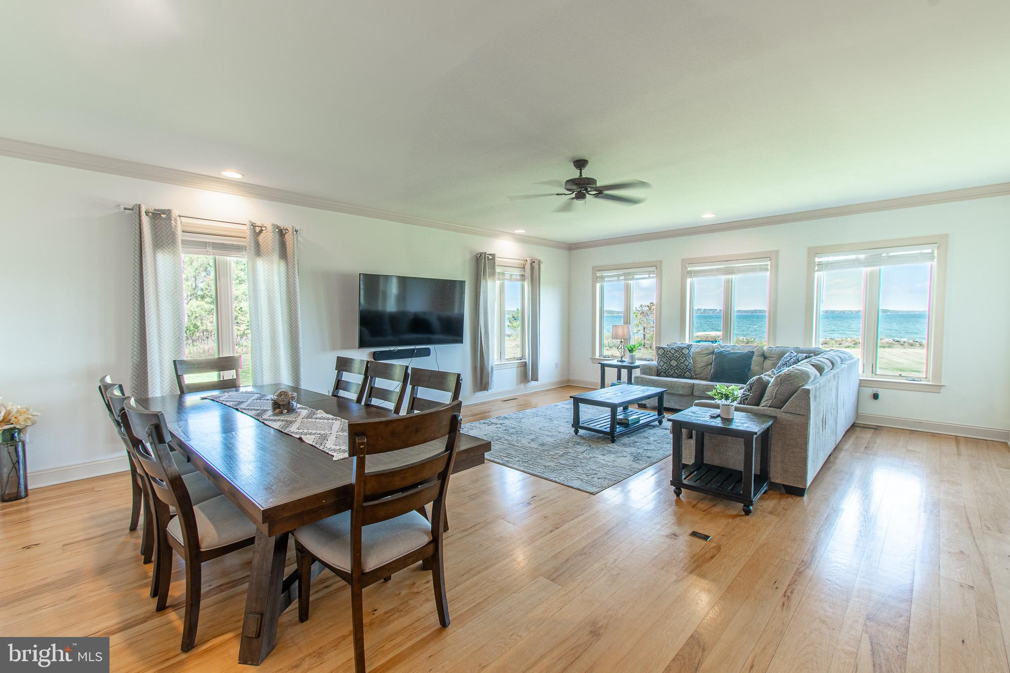 MCKEIL POINTE - Residential