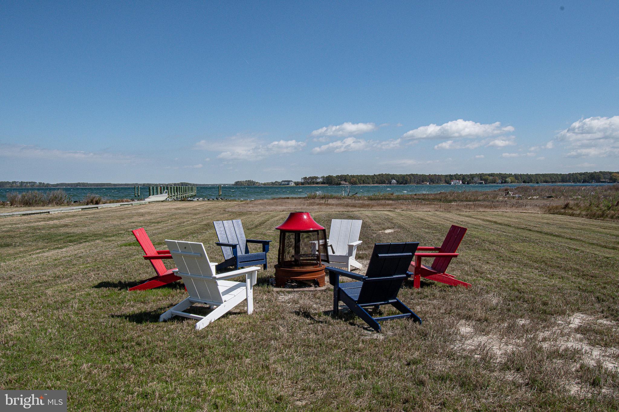 MCKEIL POINTE - Residential