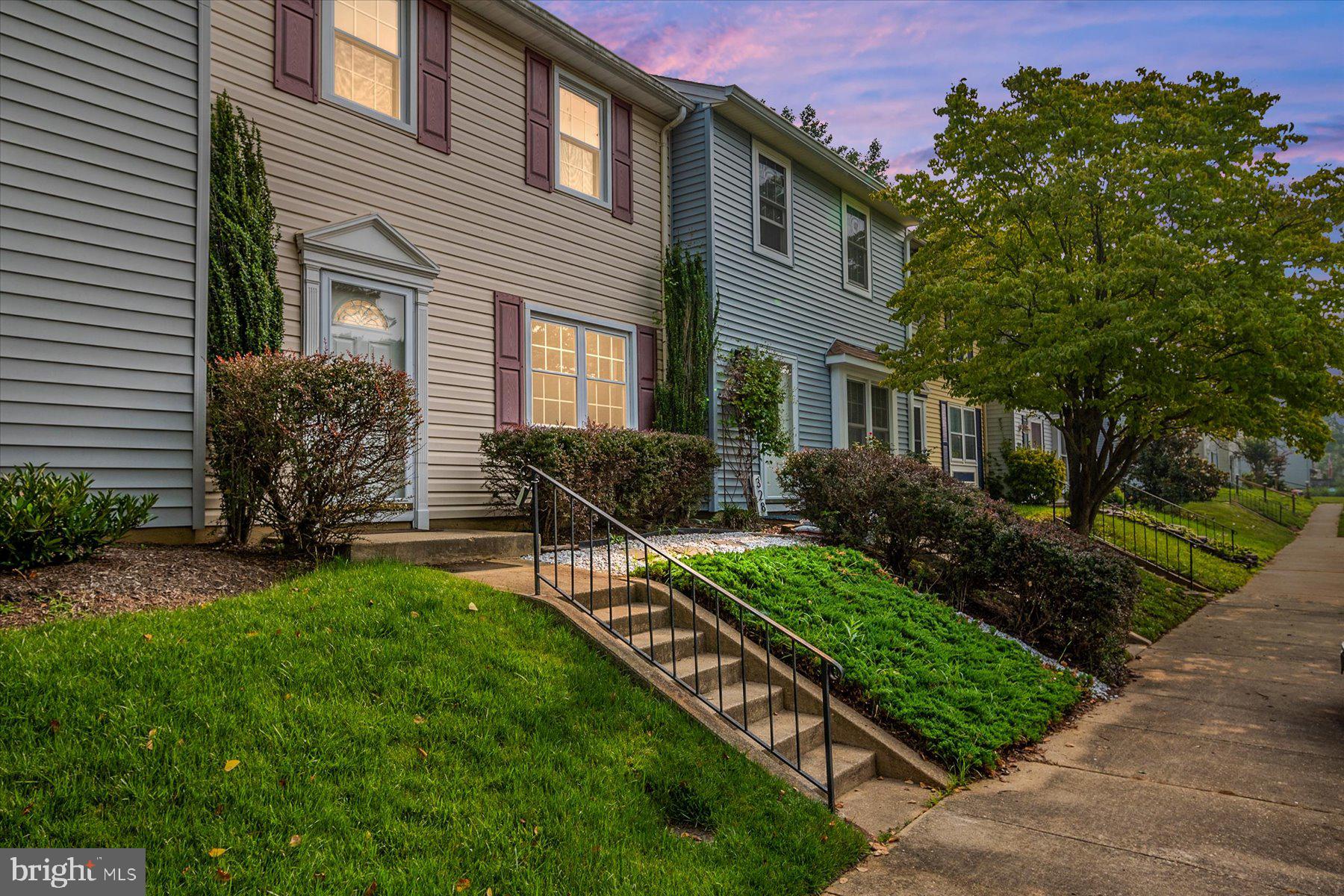 WHISPERING WOODS - Residential