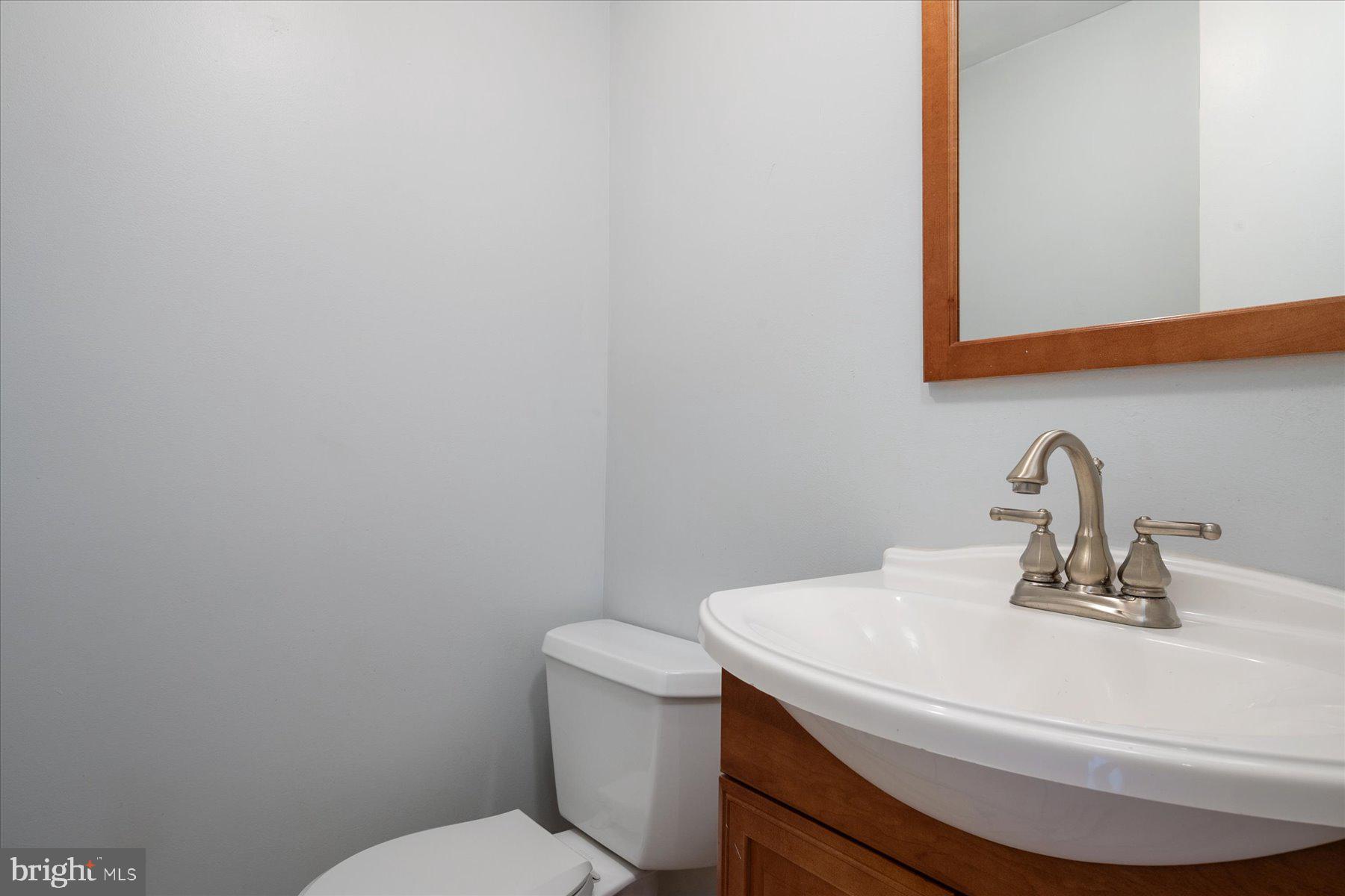 WHISPERING WOODS - Residential