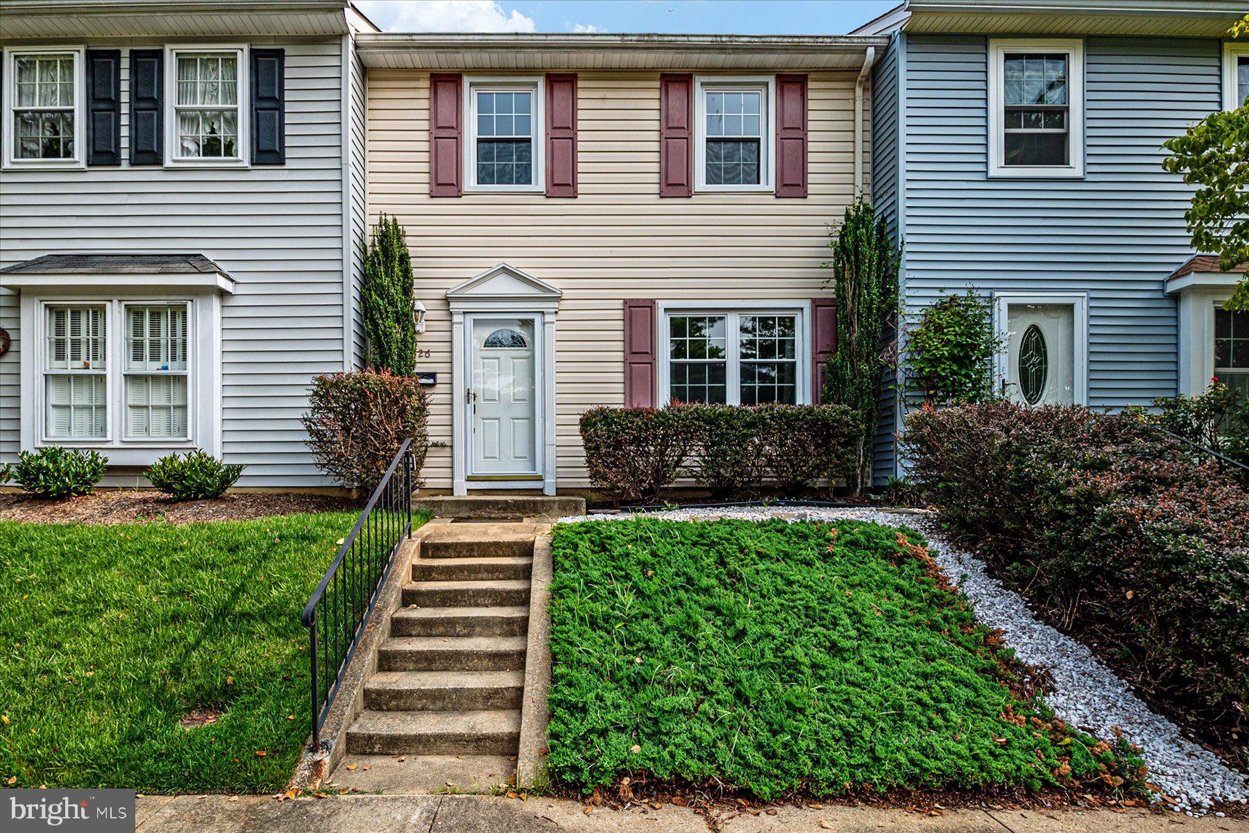 WHISPERING WOODS - Residential